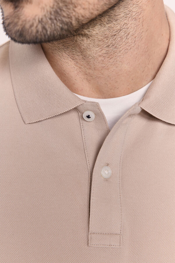 Pedro del Hierro Polo b&aacute;sico manga curta Camel