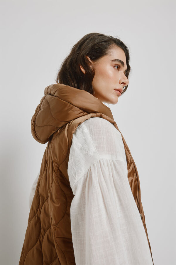 Milano Colete acolchoado com capuz Castanho