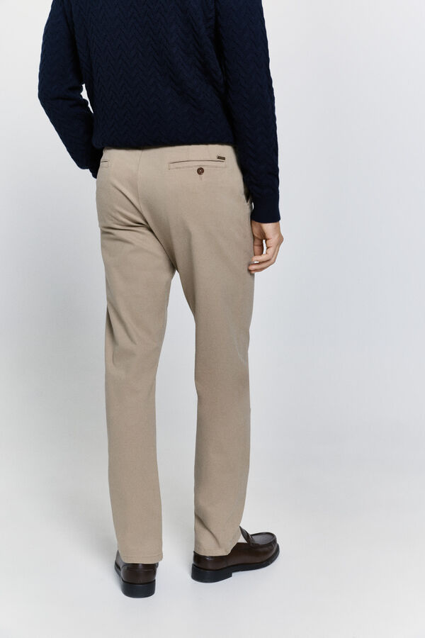 Pedro del Hierro Pantalón chino comfort fit Beige