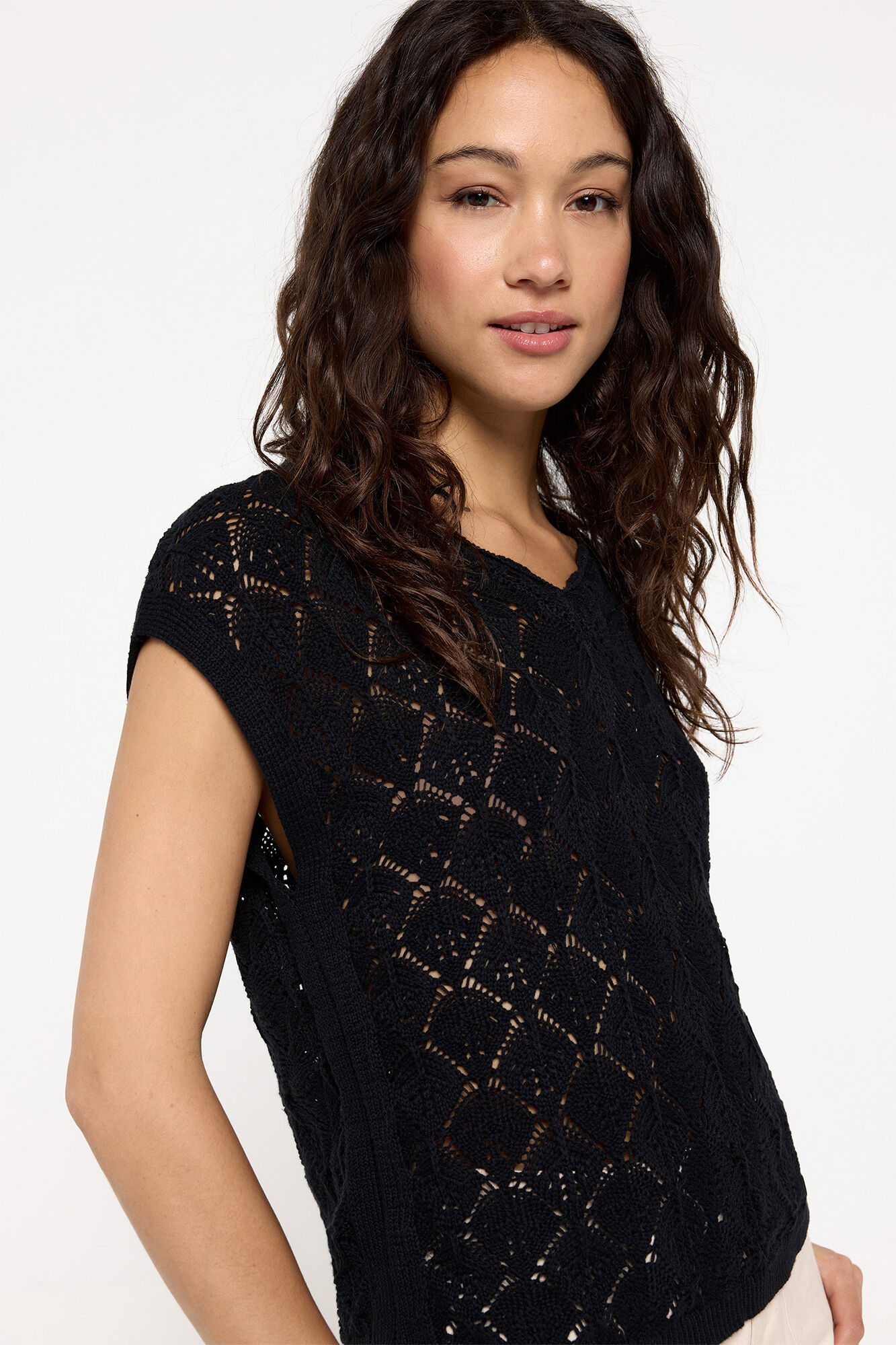 Milano chaleco algod&oacute;n calado cuello de pico