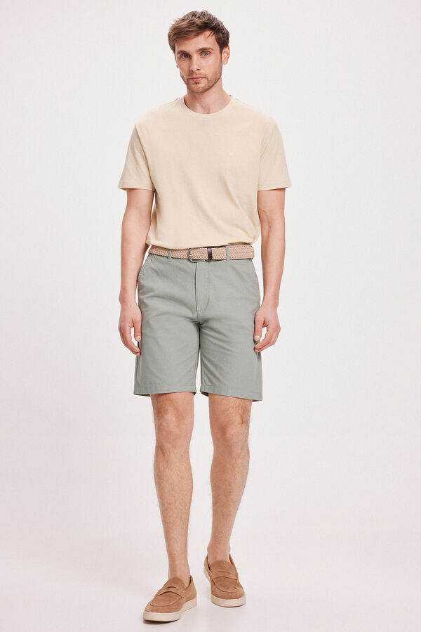 Milano Bermudas Lisas Lino C&aacute;qui m&eacute;dio