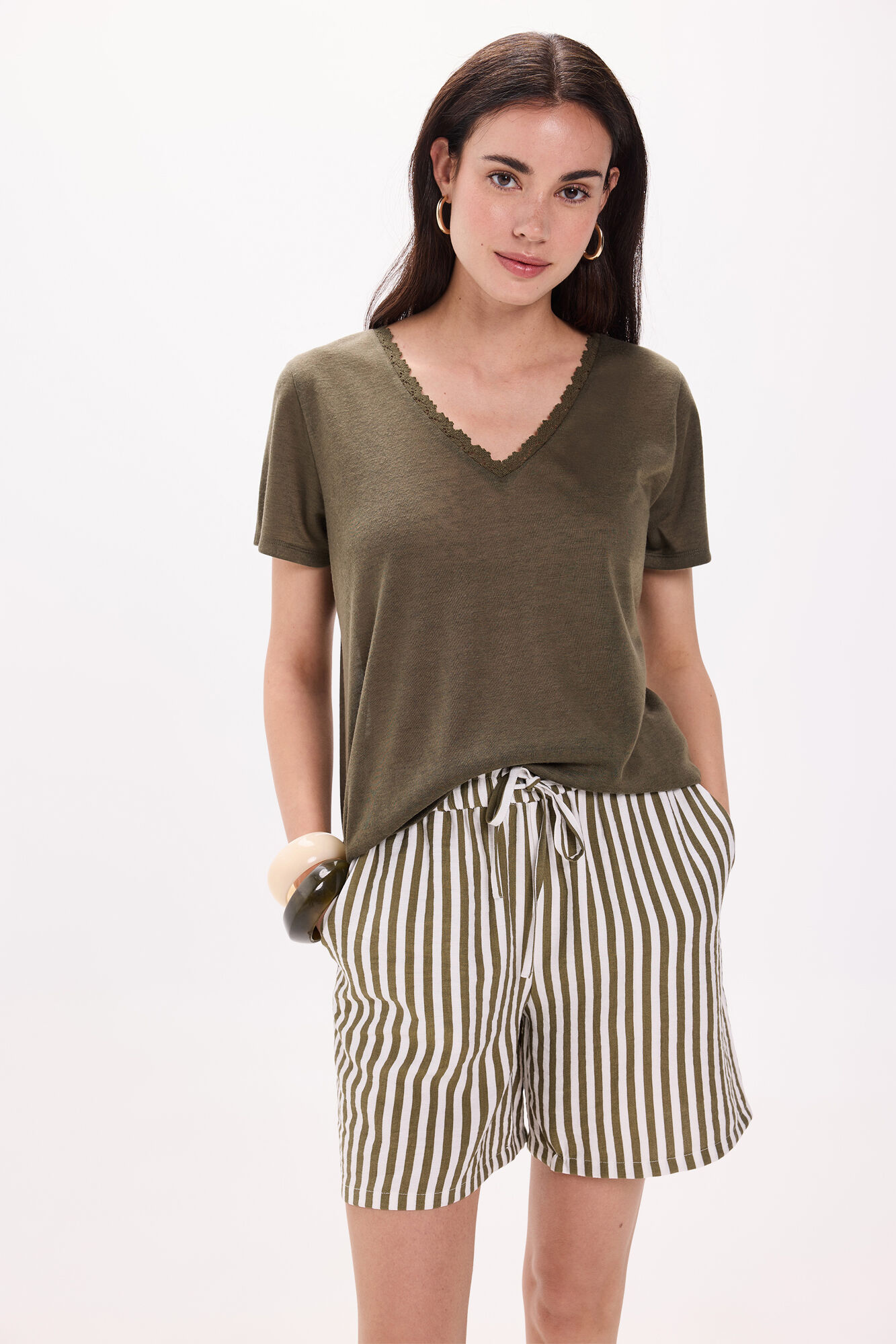 Milano Camiseta efecto lino cuello pico con crochet