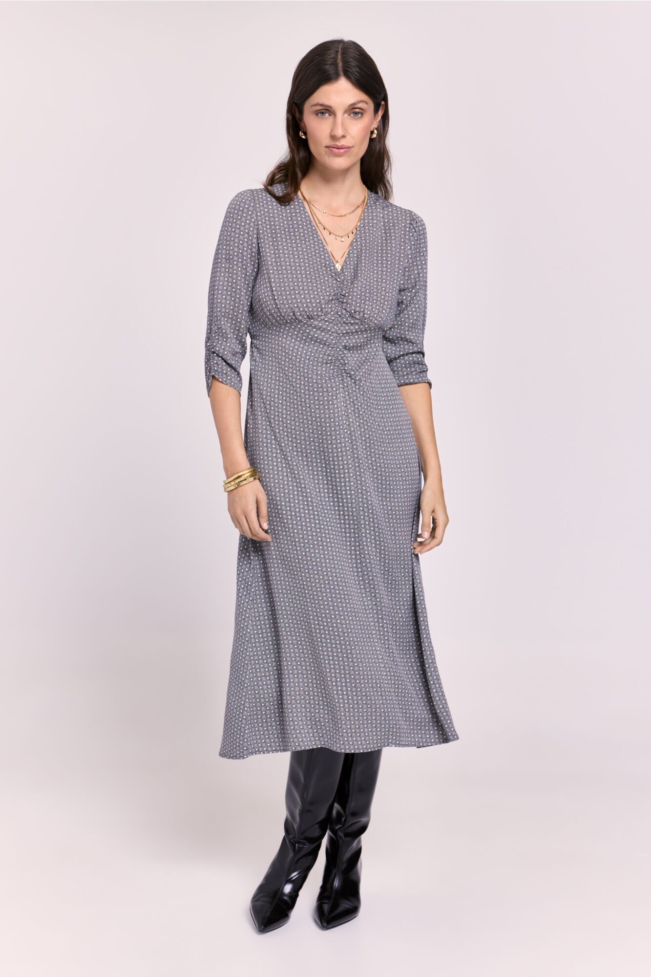 Milano Tecido com n&oacute; estampado