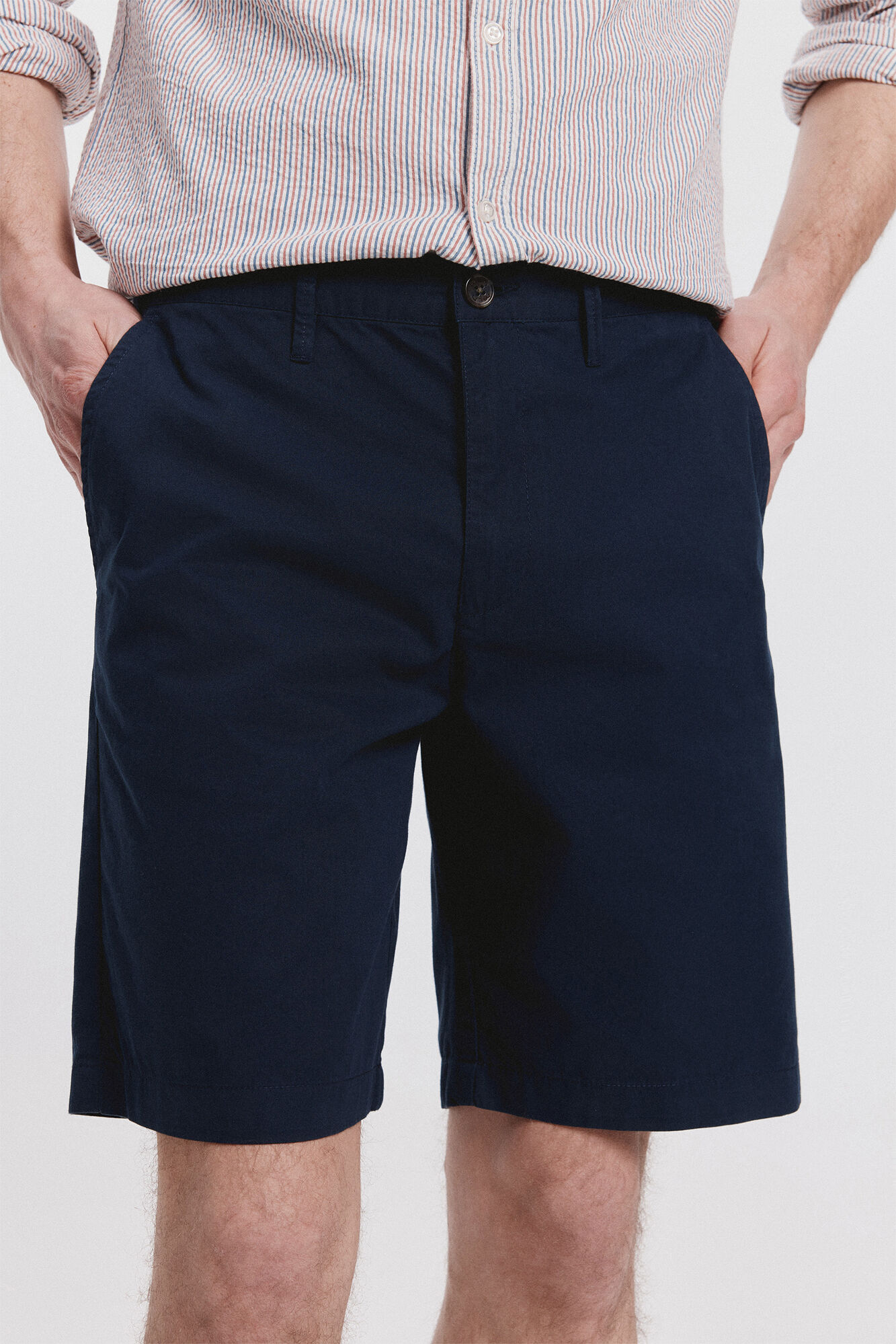 Milano Bermudas cl&aacute;ssicas lisas