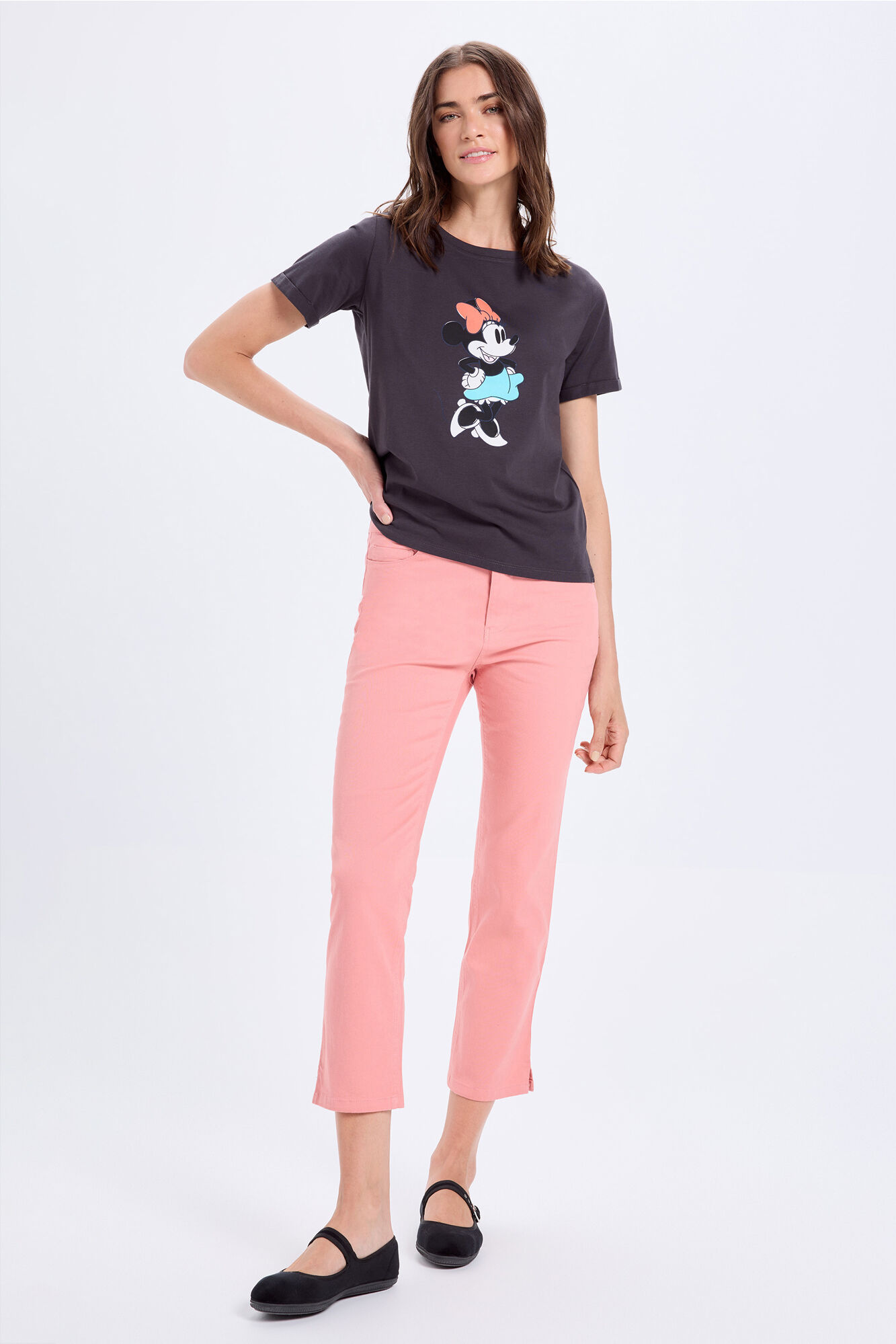 Milano Pantal&oacute;n pirata ajustado