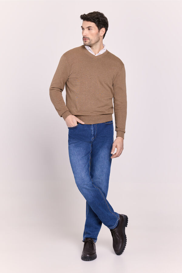 Milano Jersey cuello pico Marr&oacute;n