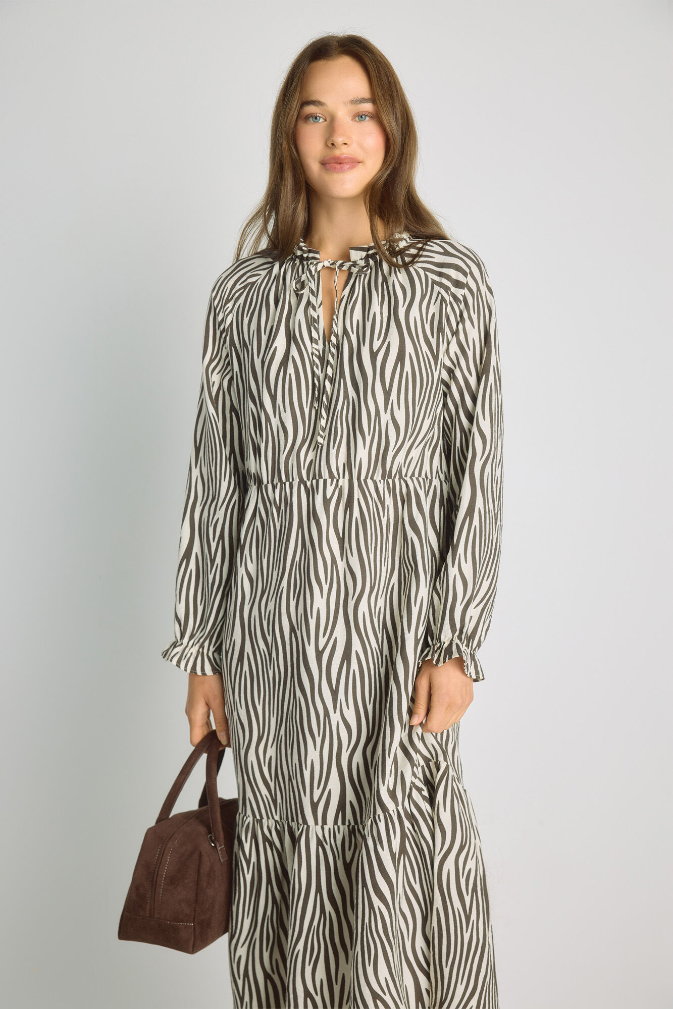 Milano Vestido escote pico