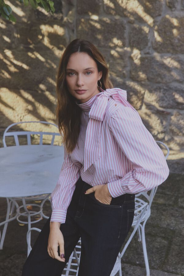 Milano Blusa fluida lazada cuello Rosa