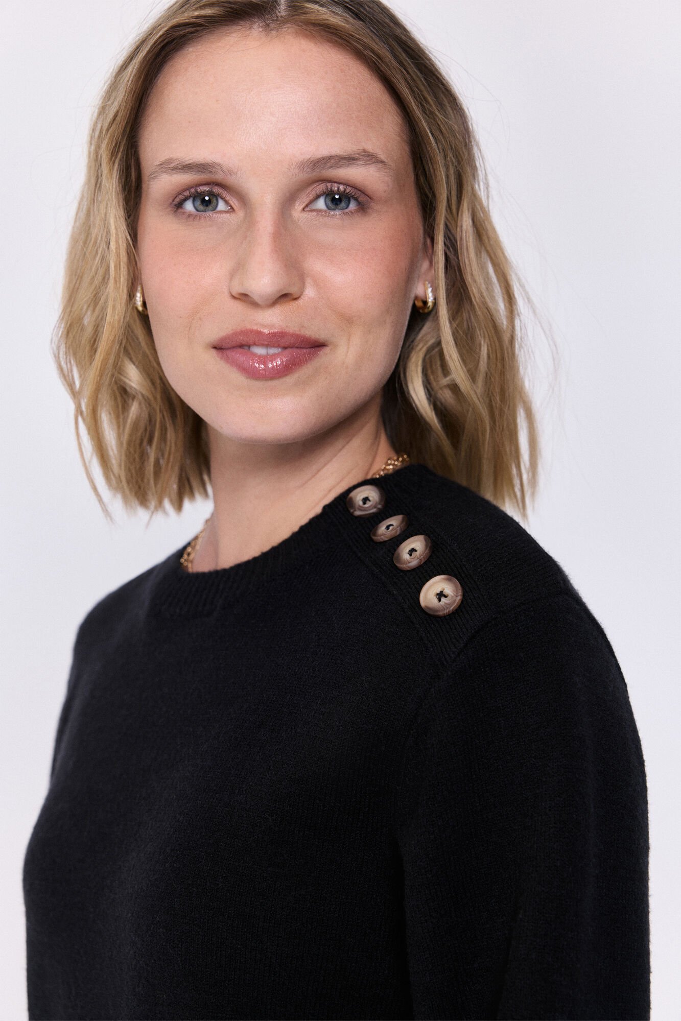 Milano Vestido corto punto cuello caja