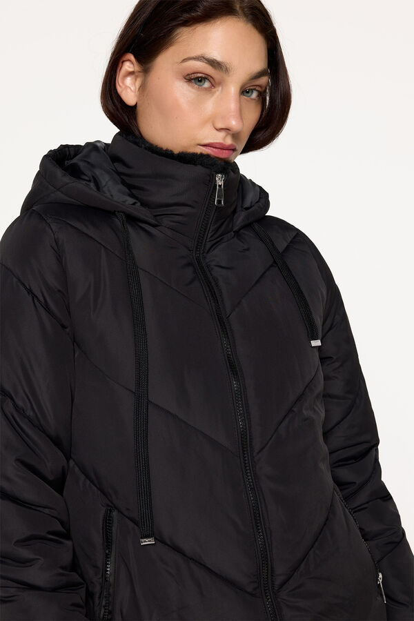 Milano Abrigo acolchado corto con capucha Negro