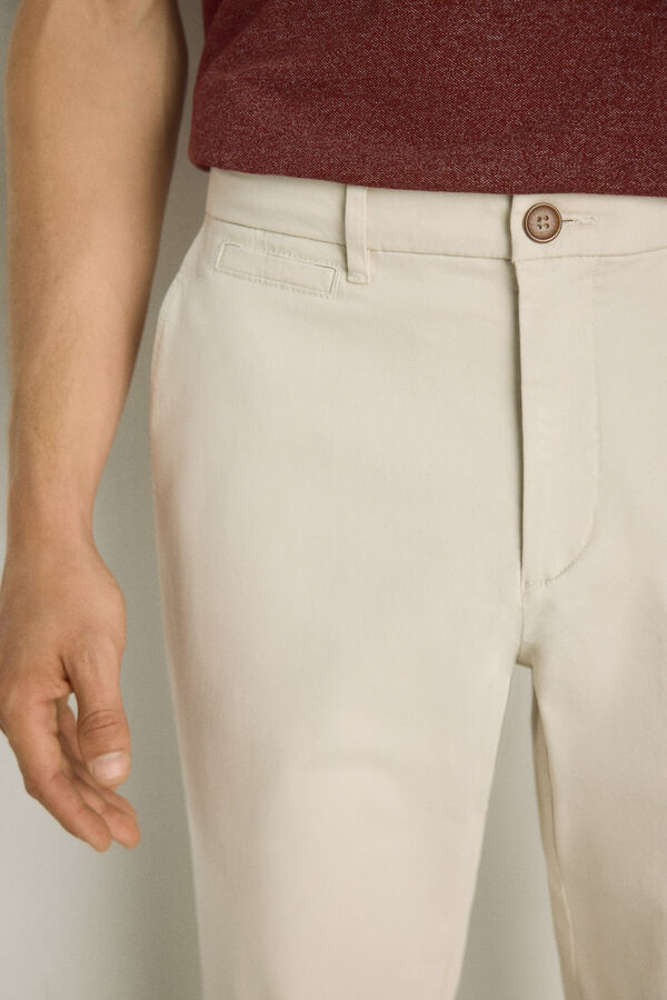 Pedro del Hierro Pantal&oacute;n chino regular fit Beige/Camel
