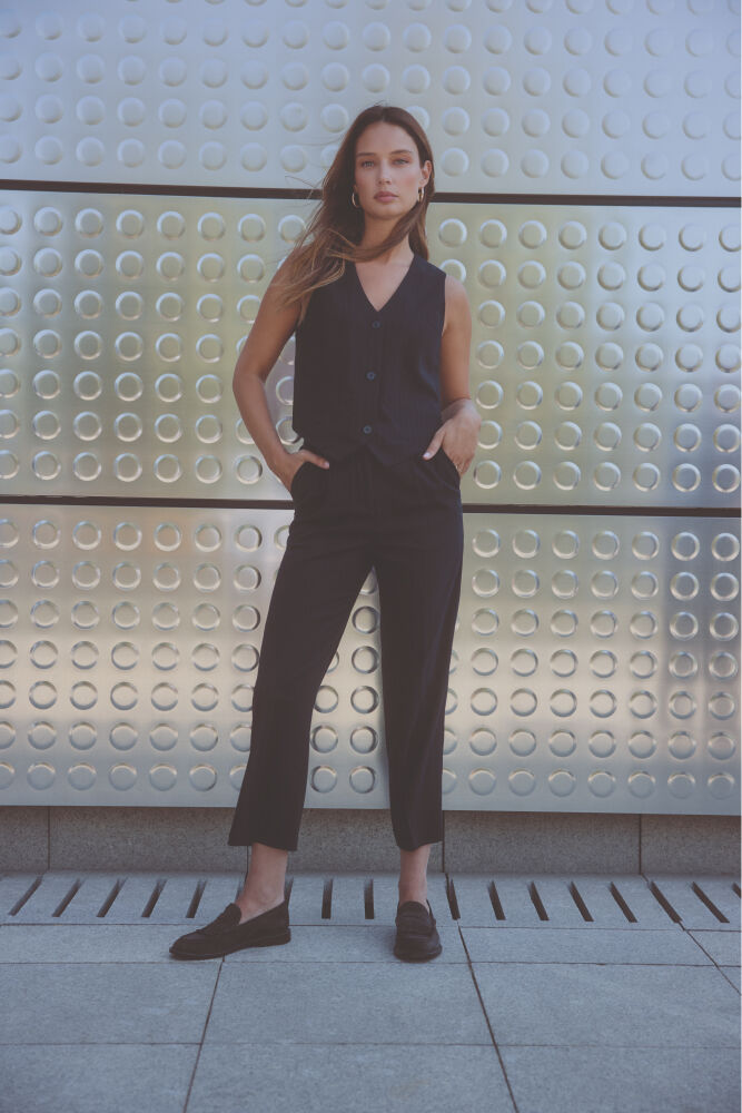 Milano Pantal&oacute;n recto pinzas