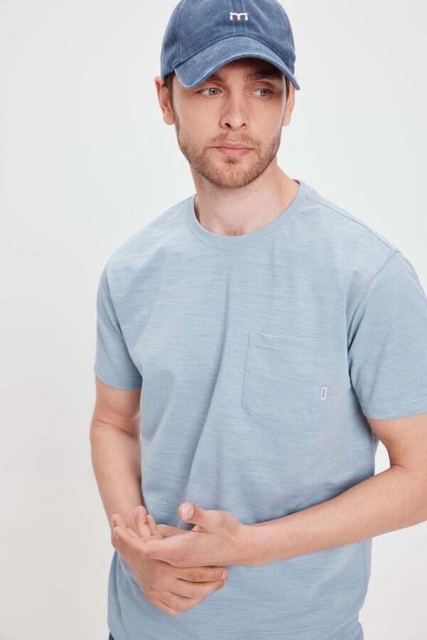 Milano Camiseta b&aacute;sica com bolso Azul claro