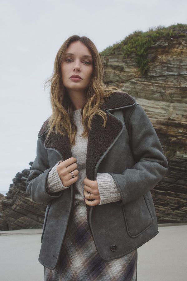 Milano Abrigo tipo chaquet&oacute;n doble faz Marr&oacute;n Oscuro