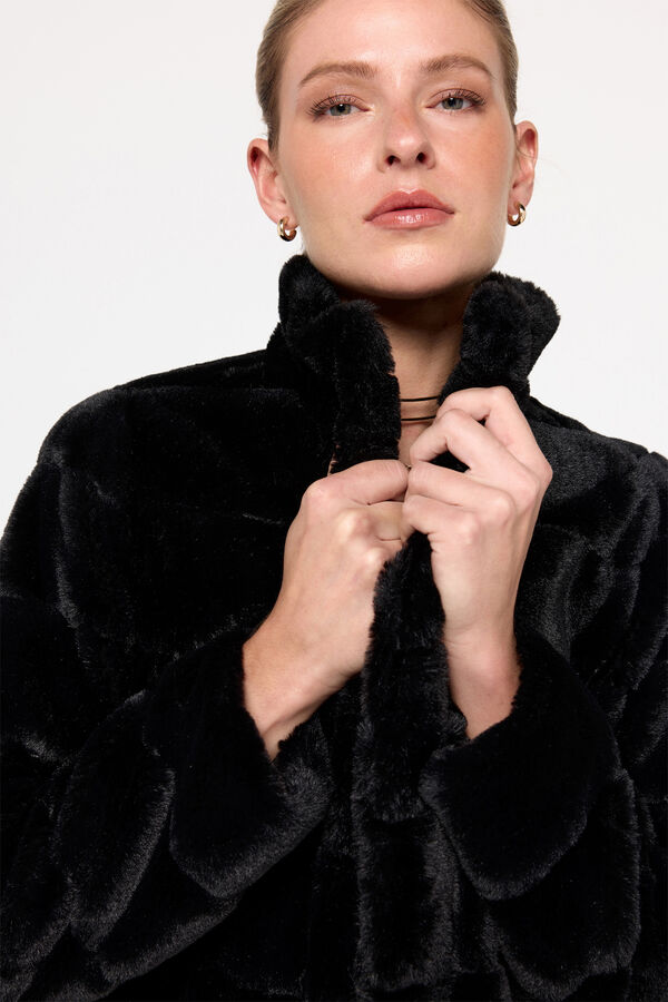 Milano Abrigo efecto piel vison Negro