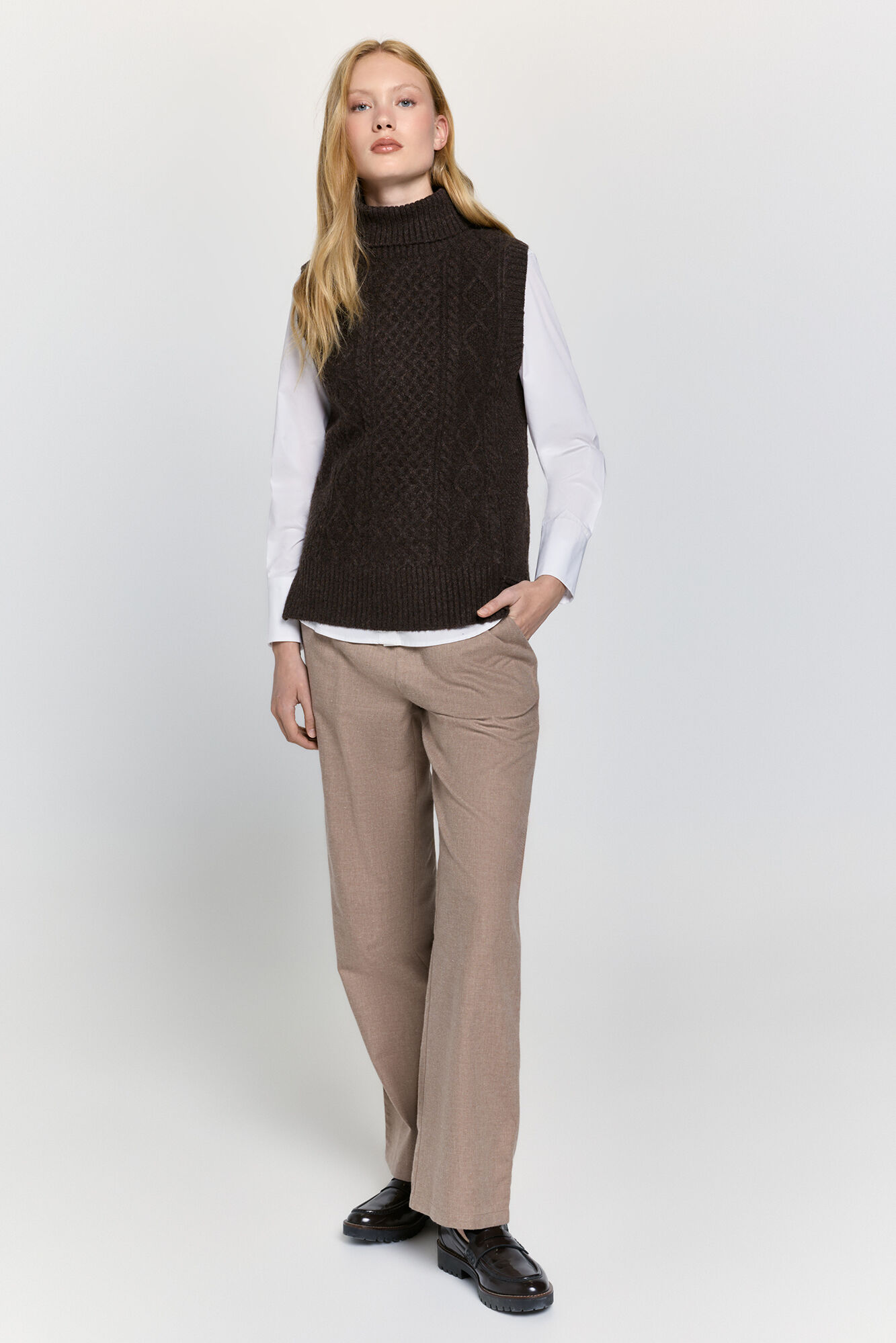 Milano Chaleco punto con estructura cuello vuelto