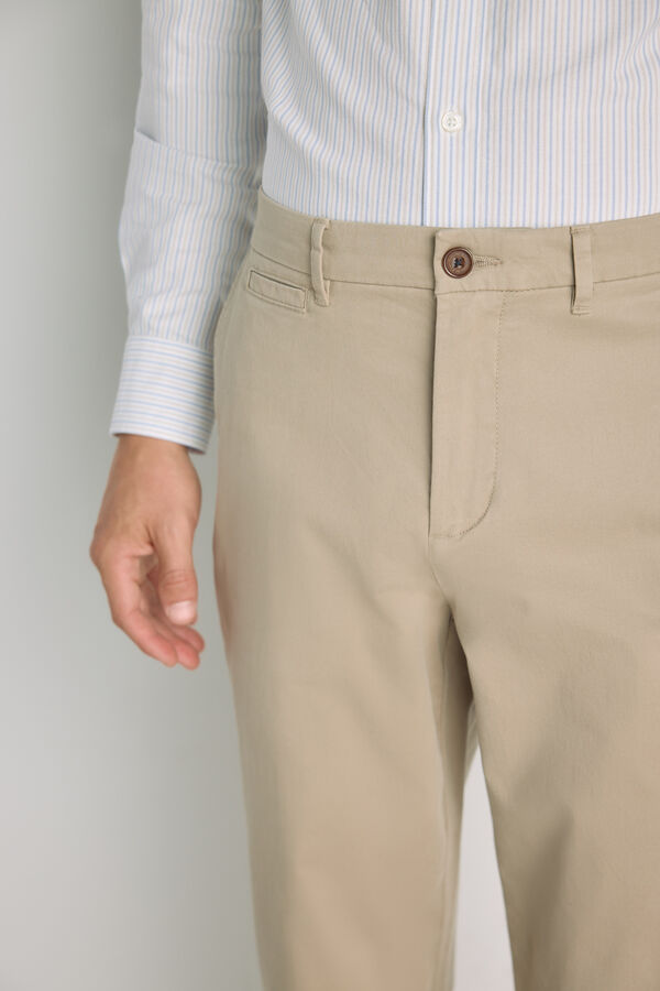 Pedro del Hierro Pantal&oacute;n chino regular fit Beige
