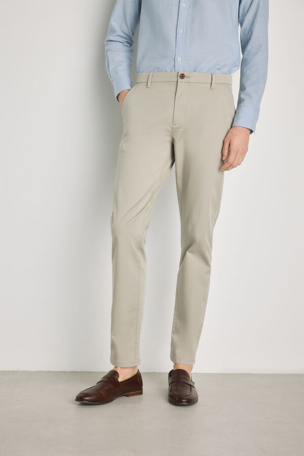 Pedro del Hierro Cal&ccedil;as chino slim fit C&aacute;qui