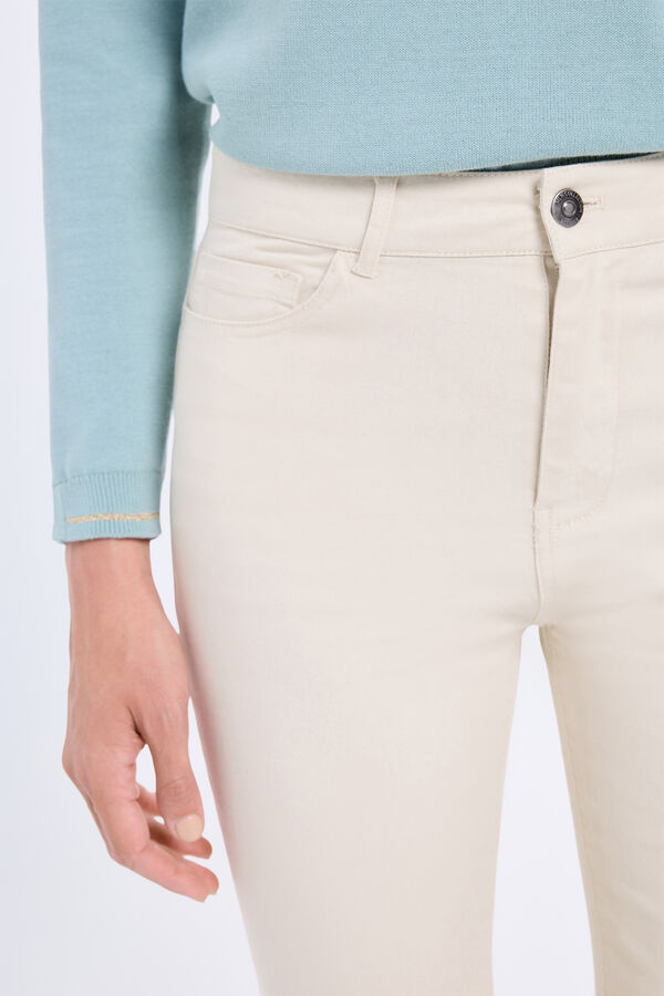 Milano Calça capri justa Bege