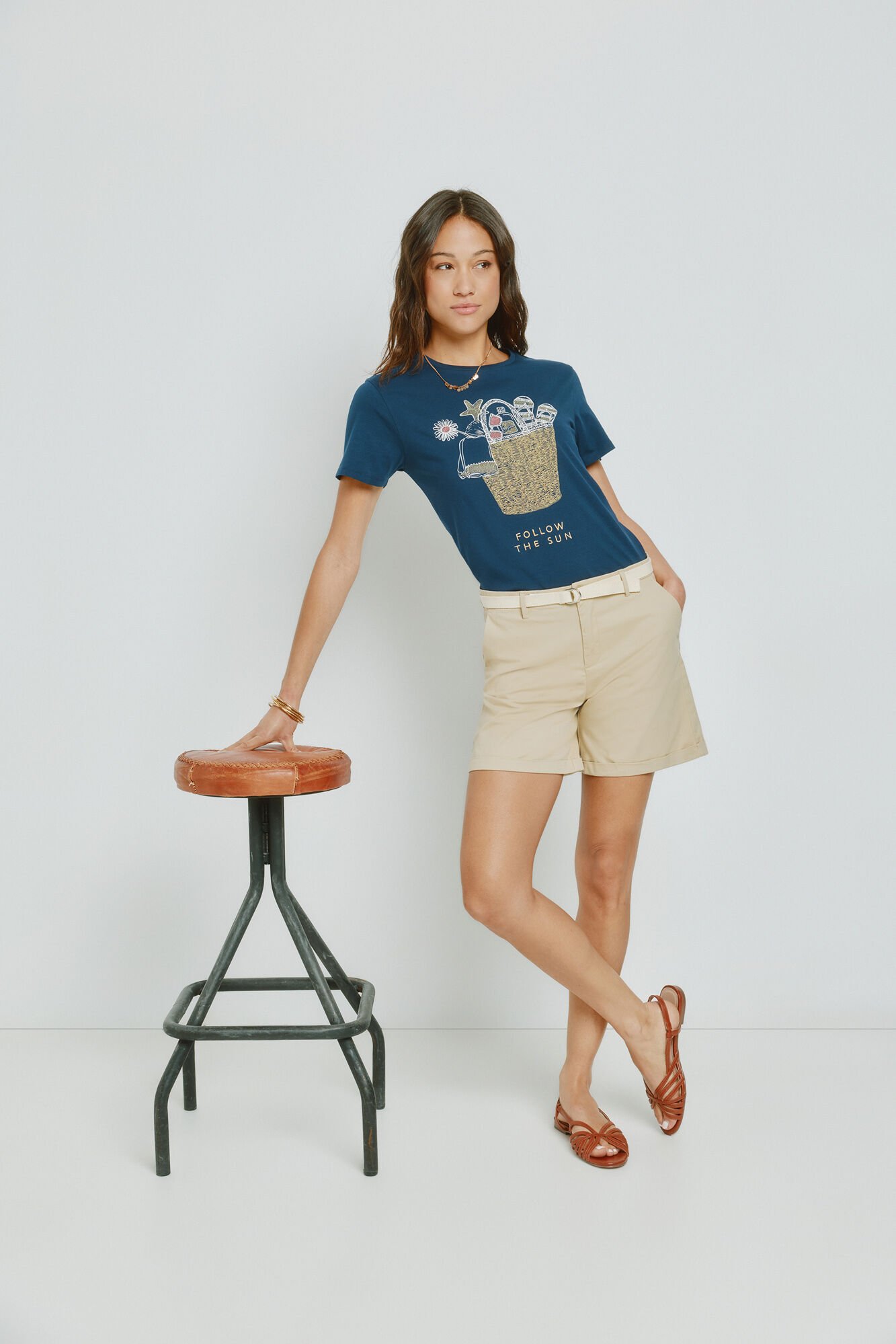 Milano Bermuda lisa con cinturon