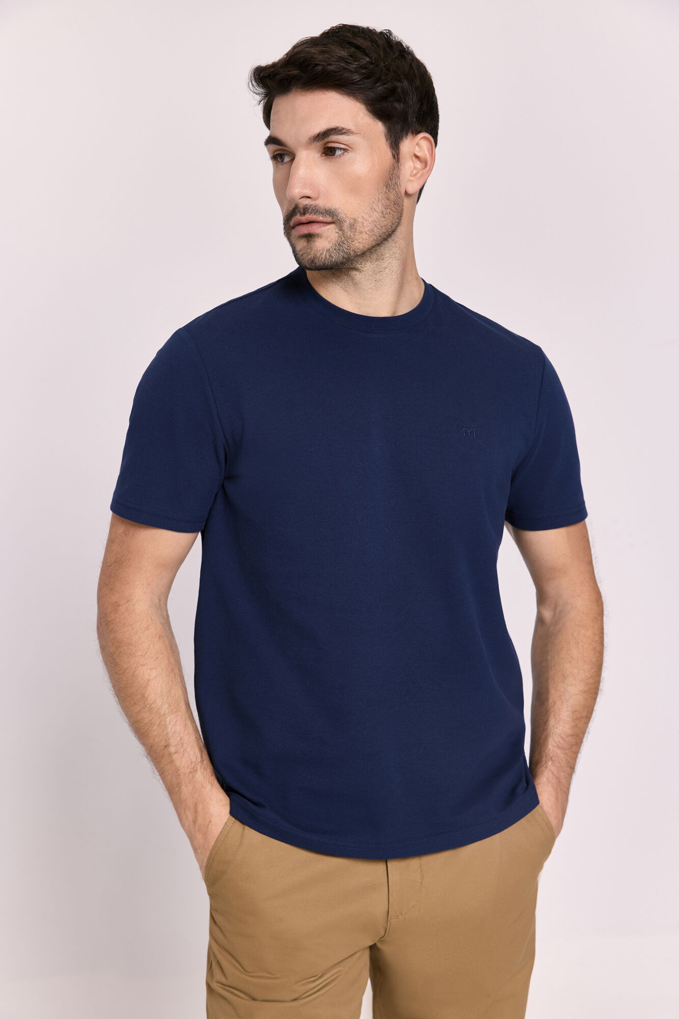 Milano Camiseta b&aacute;sica con logo bordado