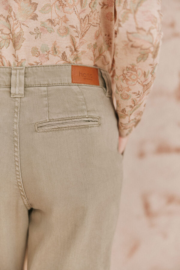 Hoss Intropia Pandme. Pantalones tencel Kaki