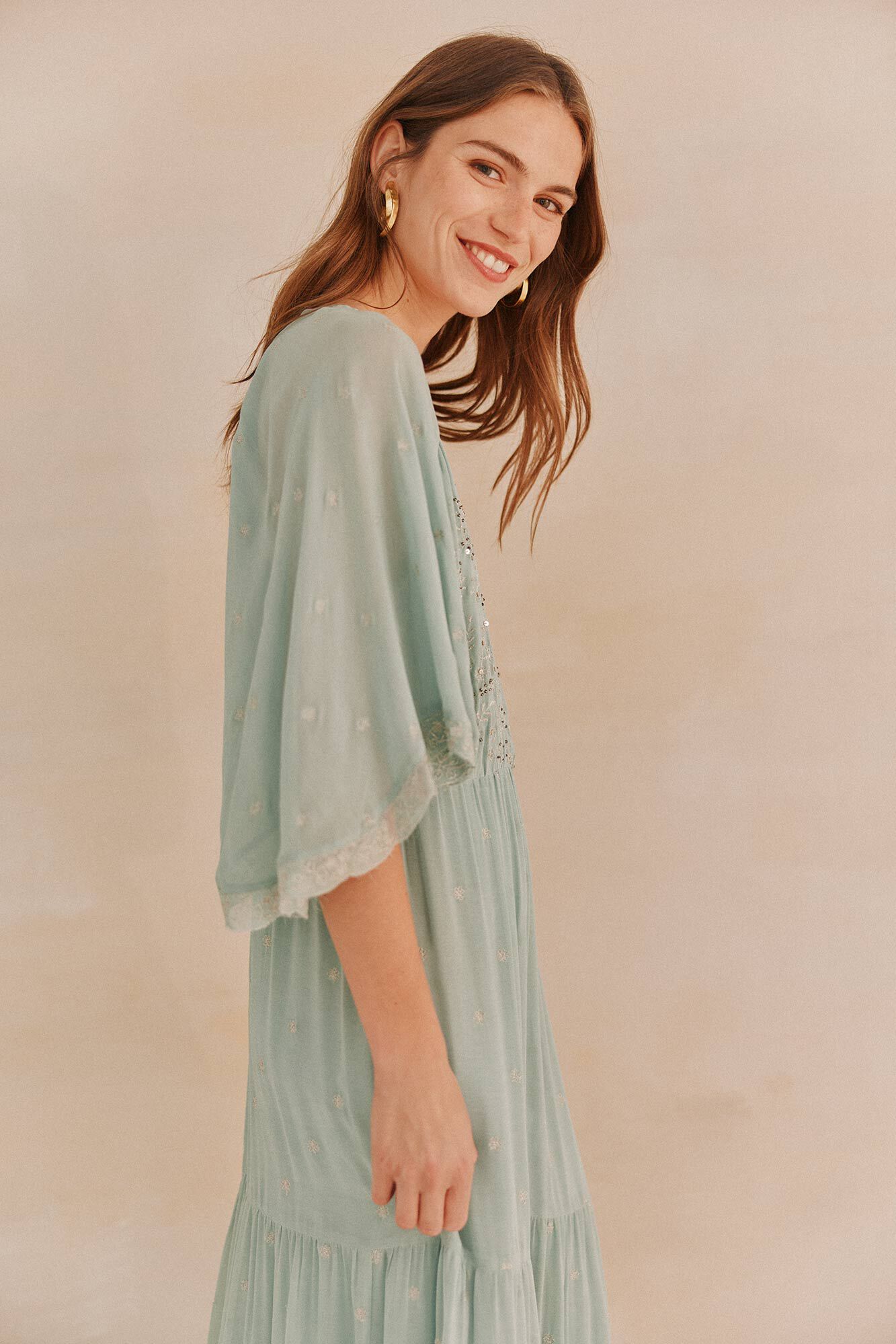 Hoss Intropia Lara. Vestido bordado.