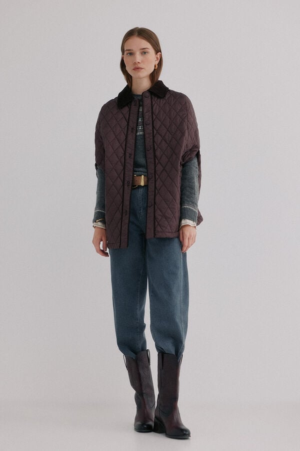 Hoss Intropia Danna. Capa acolchada Granate