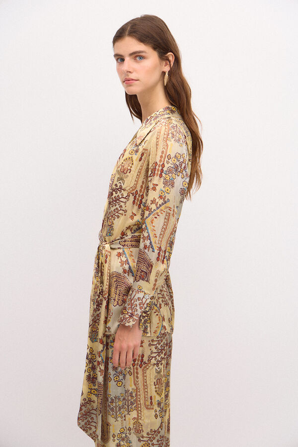 Hoss Intropia Renata. Camisa cruzada. Beige