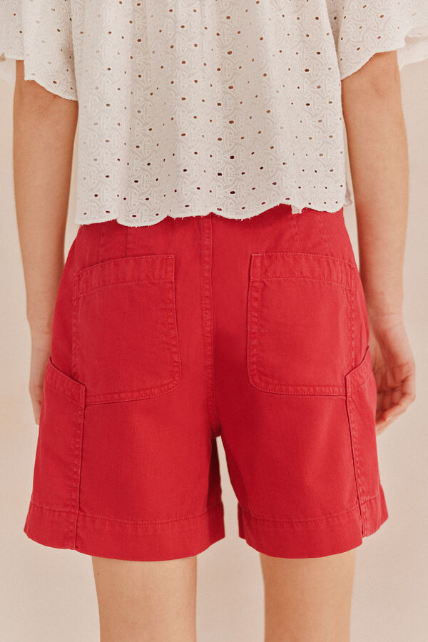 Hoss Intropia Pai. Bermudas Flowy Subiu