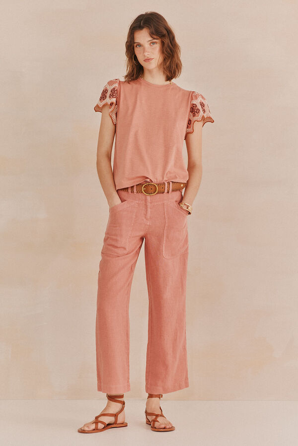 Hoss Intropia Monique. Camiseta bordada Rosa