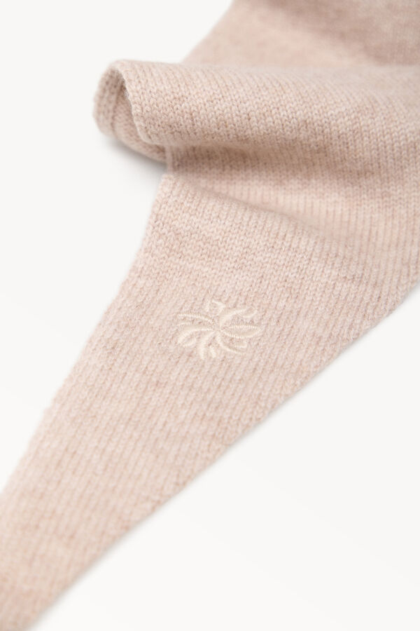 Hoss Intropia Nerea. Bandana de lana Marron