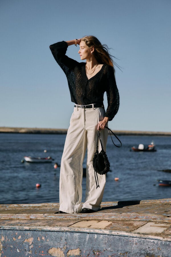 Hoss Intropia Ivy. C&aacute;rdigan calado Negro