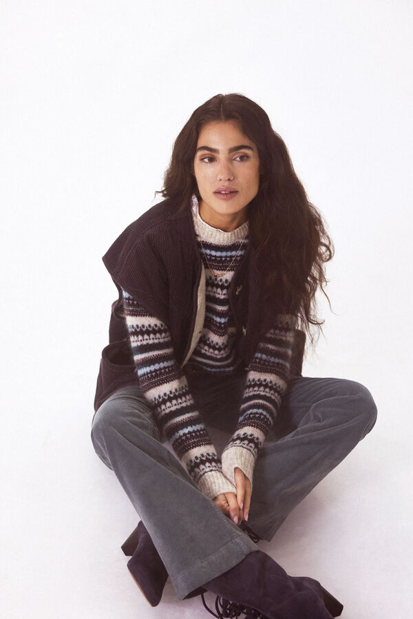 Hoss Intropia Abbie. Chaleco de pana reversible Gris