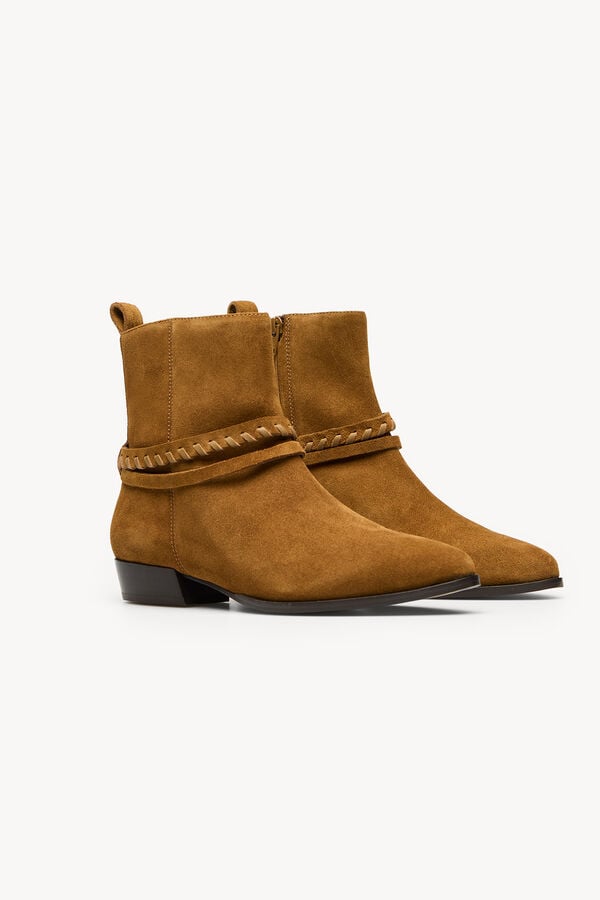 Hoss Intropia Liz. Bot&iacute;n serraje Beige