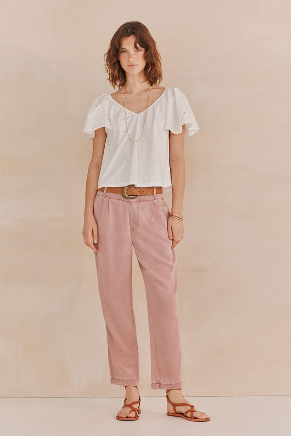 Hoss Intropia Priscila. Cal&ccedil;as retas Subiu