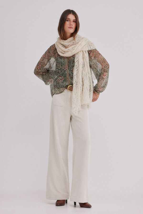 Hoss Intropia Payton. Pantal&oacute;n de pana Marfil