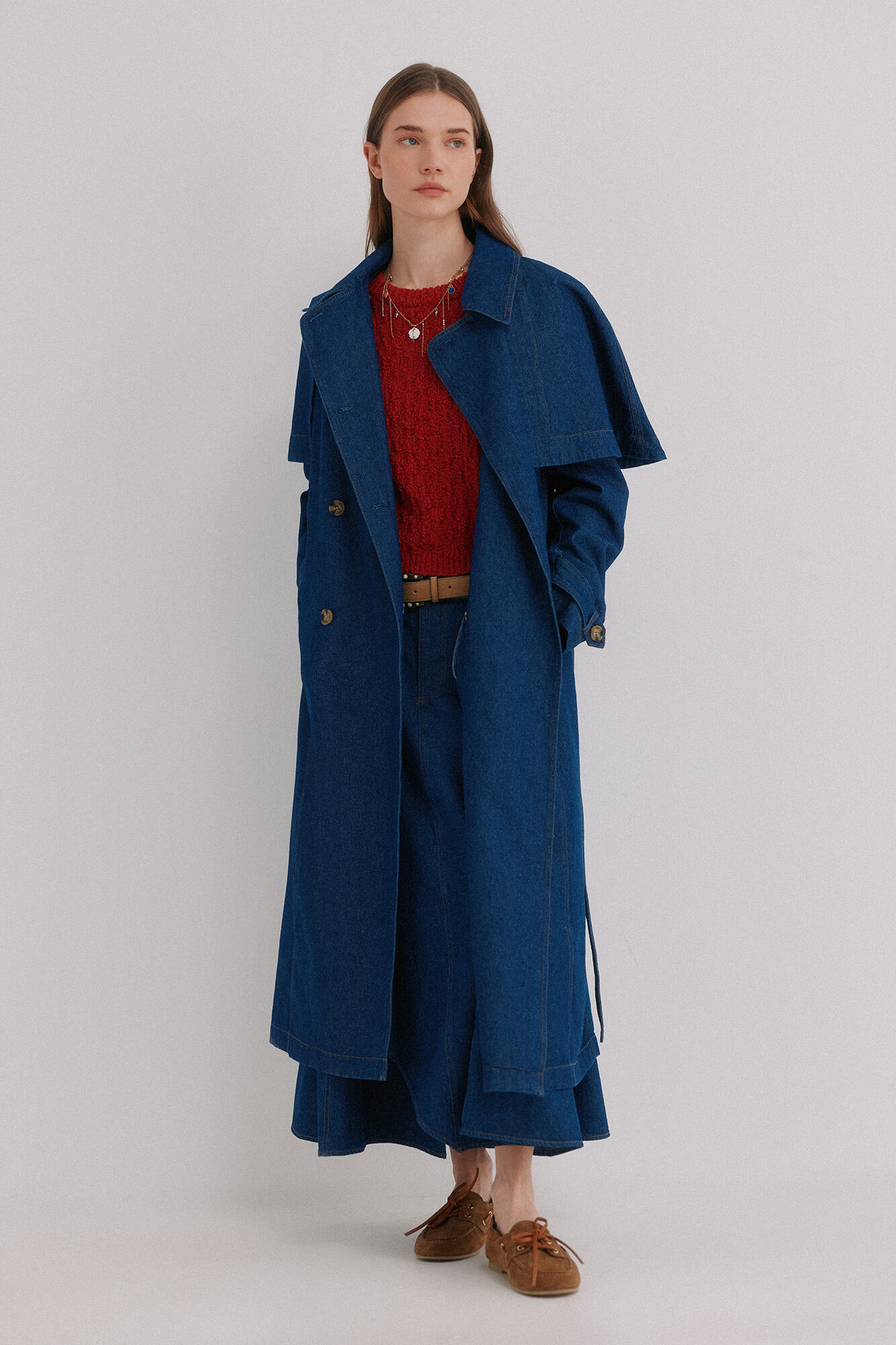 Hoss Intropia Darelle. Gabardina denim