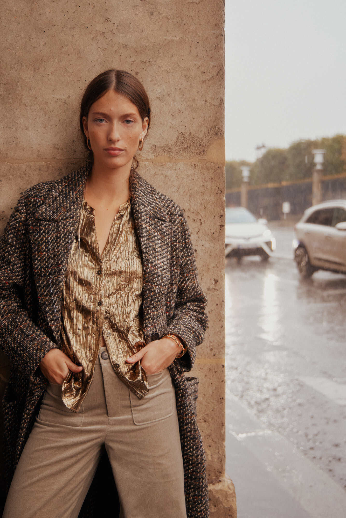 Hoss Intropia Fernanda. Blusa metalizada.