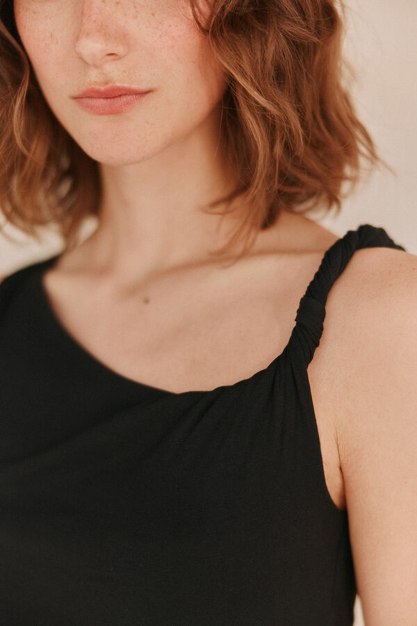 Hoss Intropia Milia. Camiseta drapeada Preto