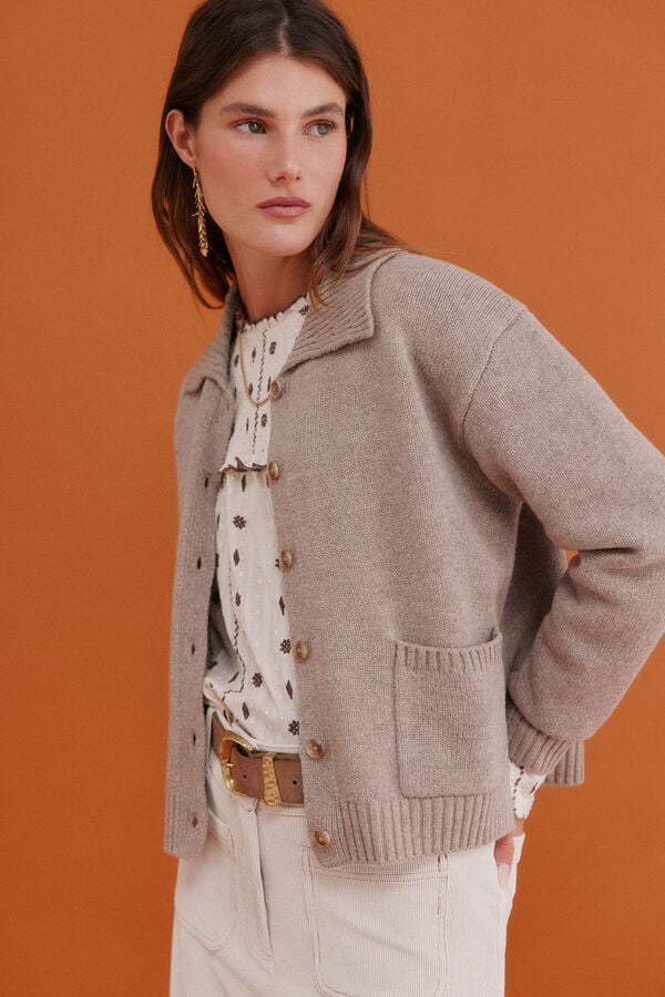 Hoss Intropia Itziar. Casaco de malha com bolsos Beige