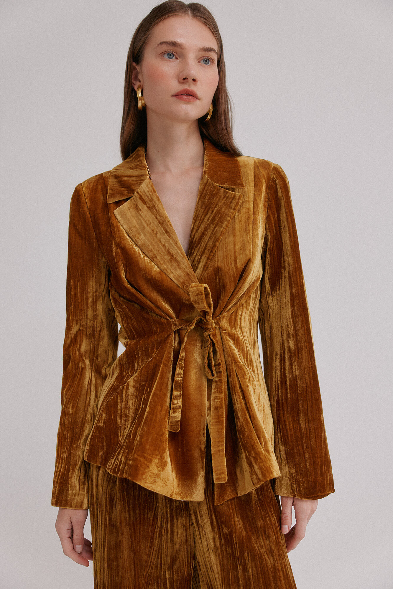 Hoss Intropia Erin. Blazer con lazada