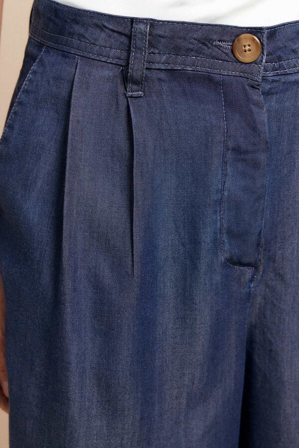 Hoss Intropia Bermuda fluida Azul marino