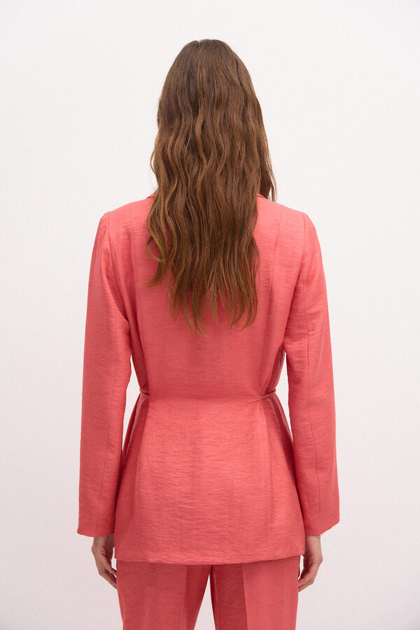 Hoss Intropia Edurne. Palet&oacute; alfaiate acetinada Vermelho