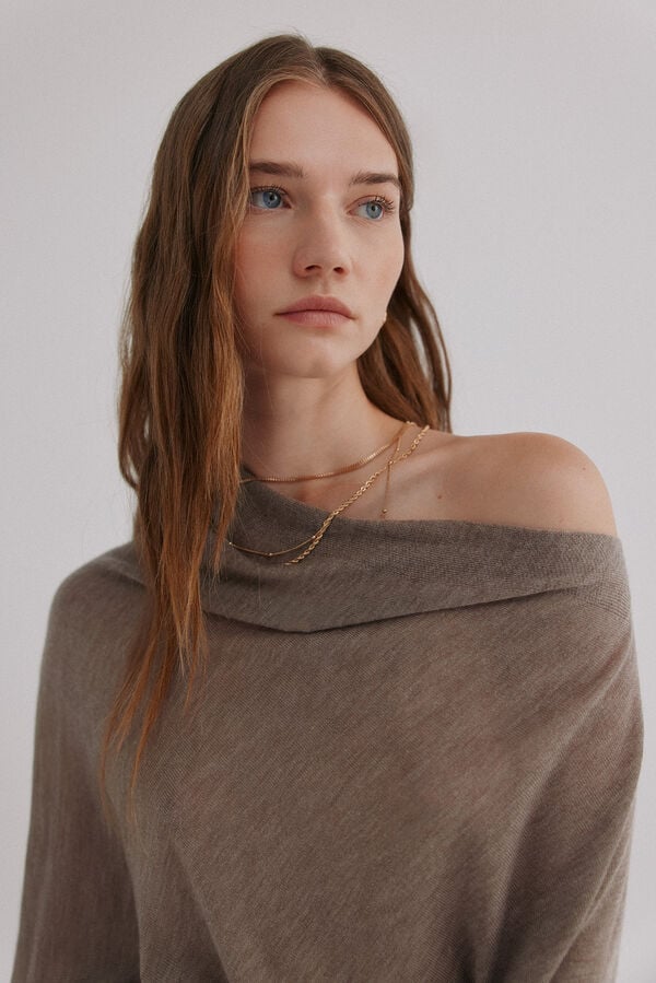 Hoss Intropia Nica. Jersey escote asim&eacute;trico Gris