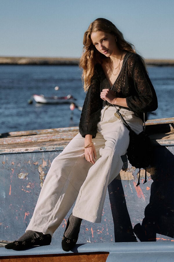 Hoss Intropia Ivy. C&aacute;rdigan calado Negro