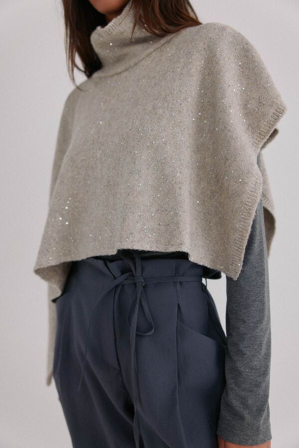 Hoss Intropia Nerea. Capa com lurex Cinzento