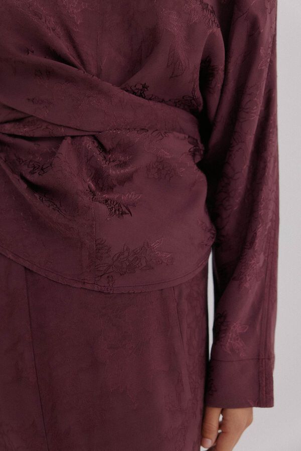 Hoss Intropia Glory. Blusa com estampado jacquard Granada