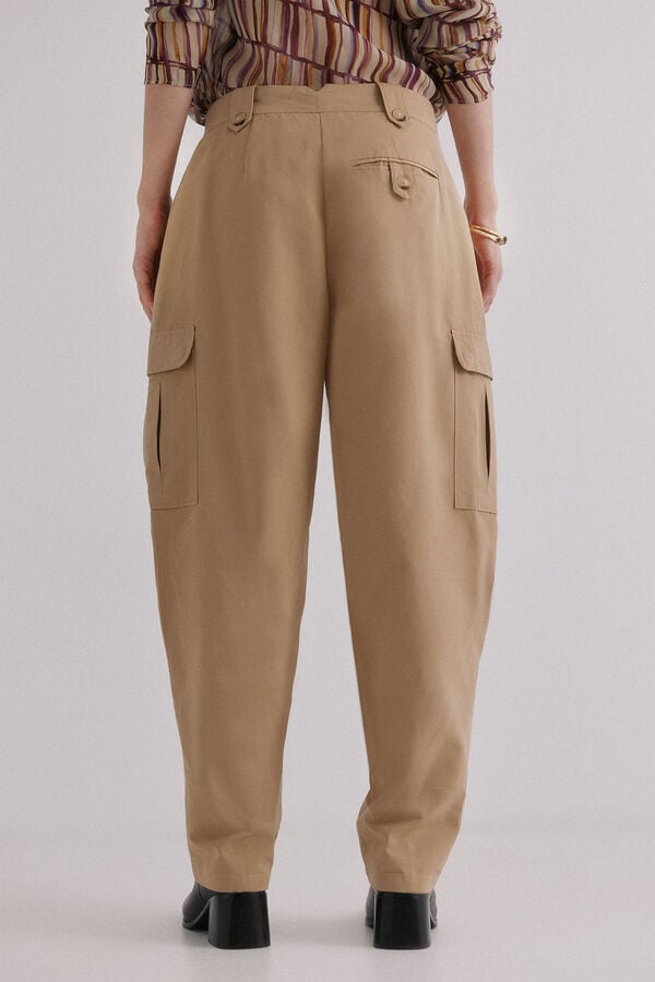 Hoss Intropia Piera. Pantal&oacute;n cargo Marfil