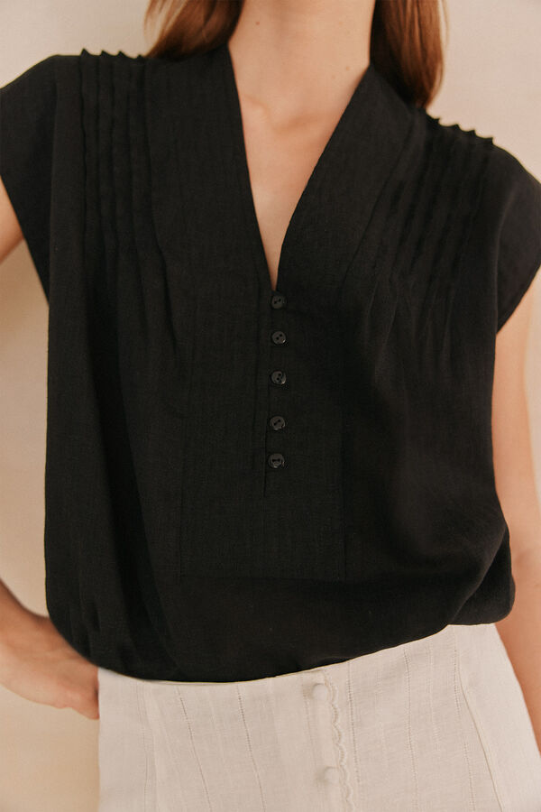Hoss Intropia Guadalupe. Blusa con jaretas Negro
